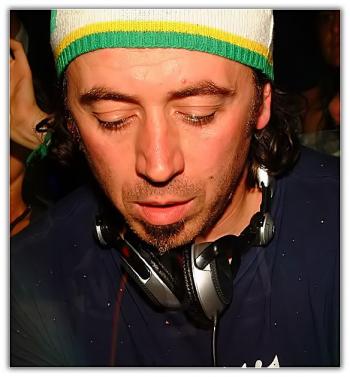 Benny Benassi - Live from Ultra Music Festival, Miami (27-03-2009)